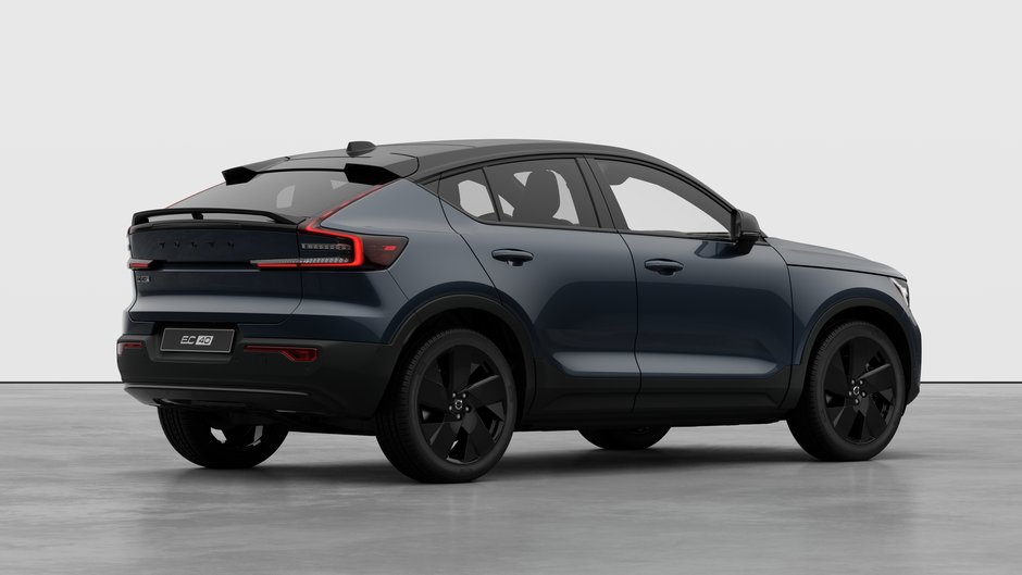 2026 Volvo EC40 Ultra Black Edition-3