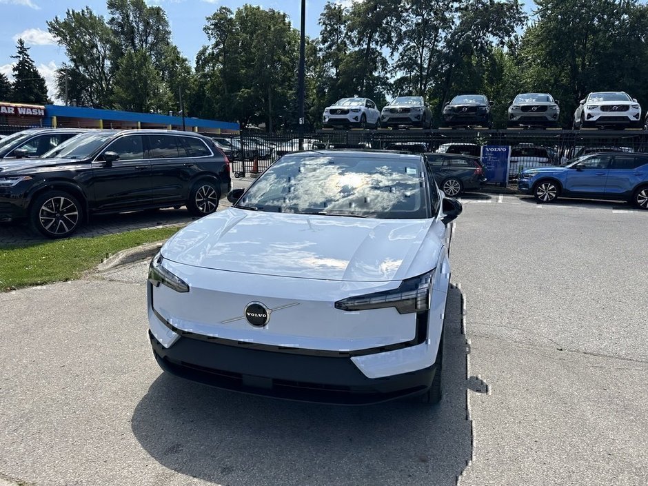 2025 Volvo EX30 Plus-2
