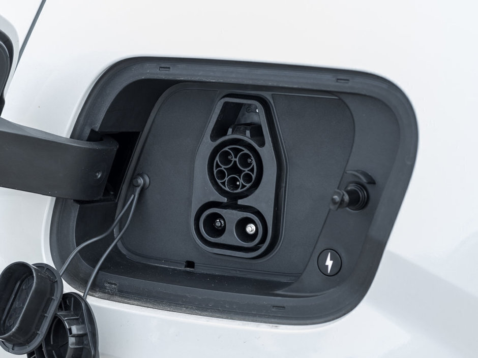 2025 Volvo EX30 Plus-6