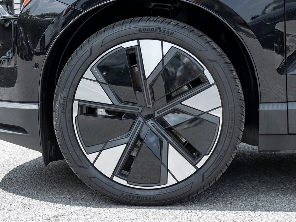 2025 Volvo EX30 Ultra-3
