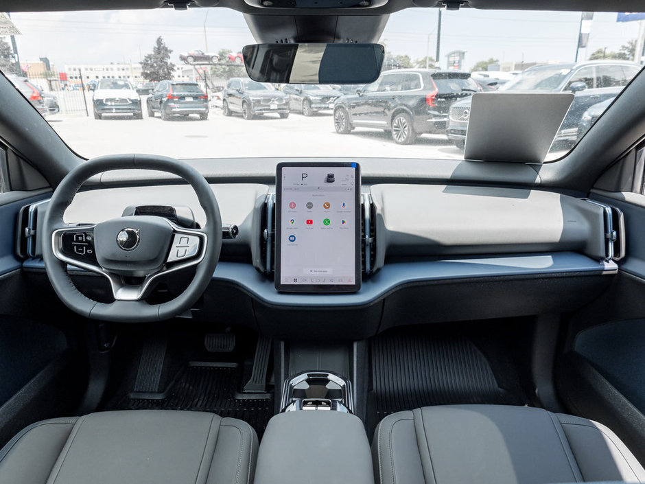 2025 Volvo EX30 Ultra-24