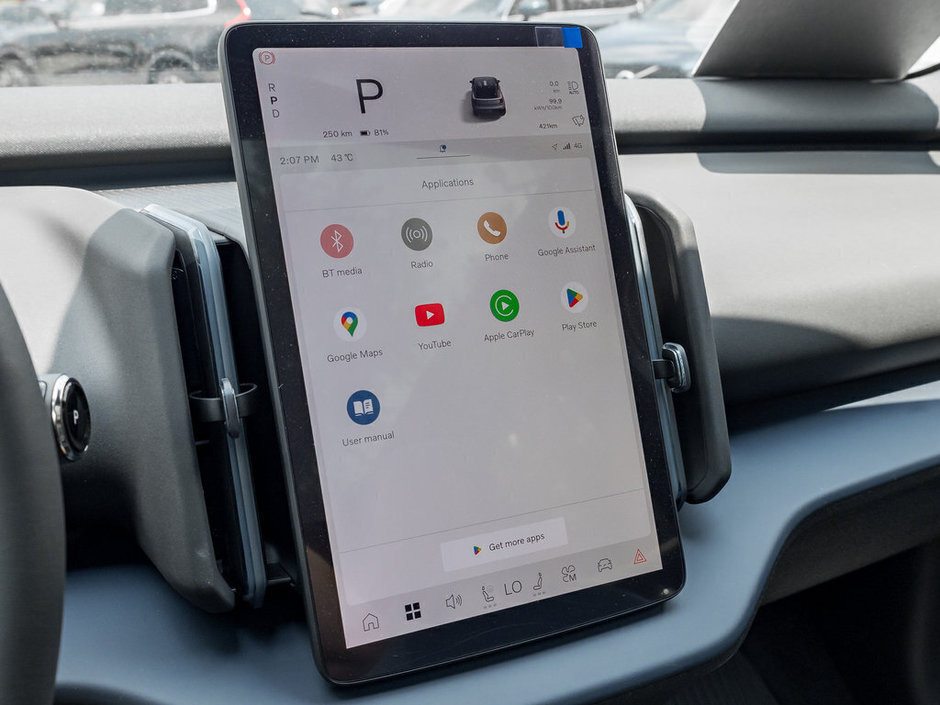 2025 Volvo EX30 Ultra-18