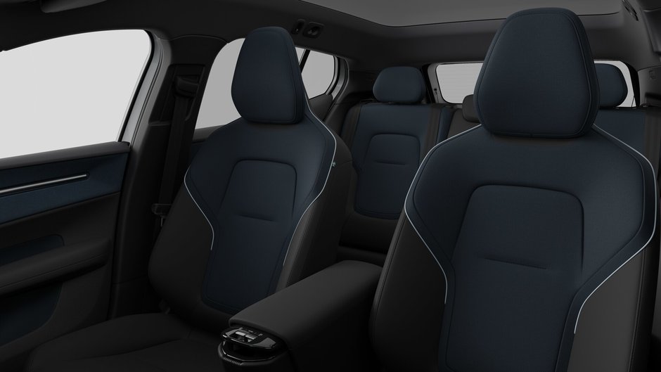 2026 Volvo EX30 Plus-11