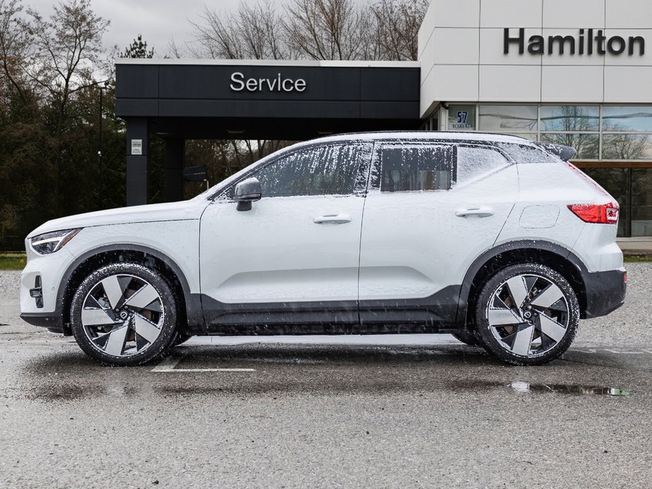 2025 Volvo EX40 Ultra-2