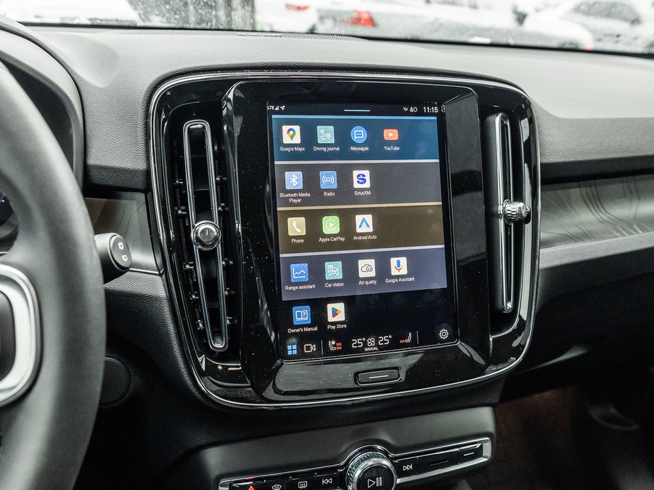 2025 Volvo EX40 Ultra-22