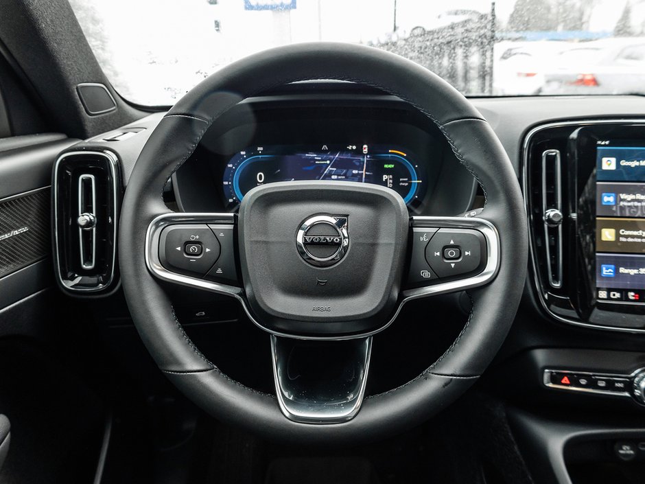 2025 Volvo EX40 Ultra-8