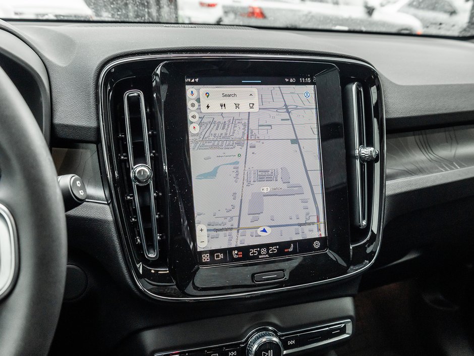 2025 Volvo EX40 Ultra-14