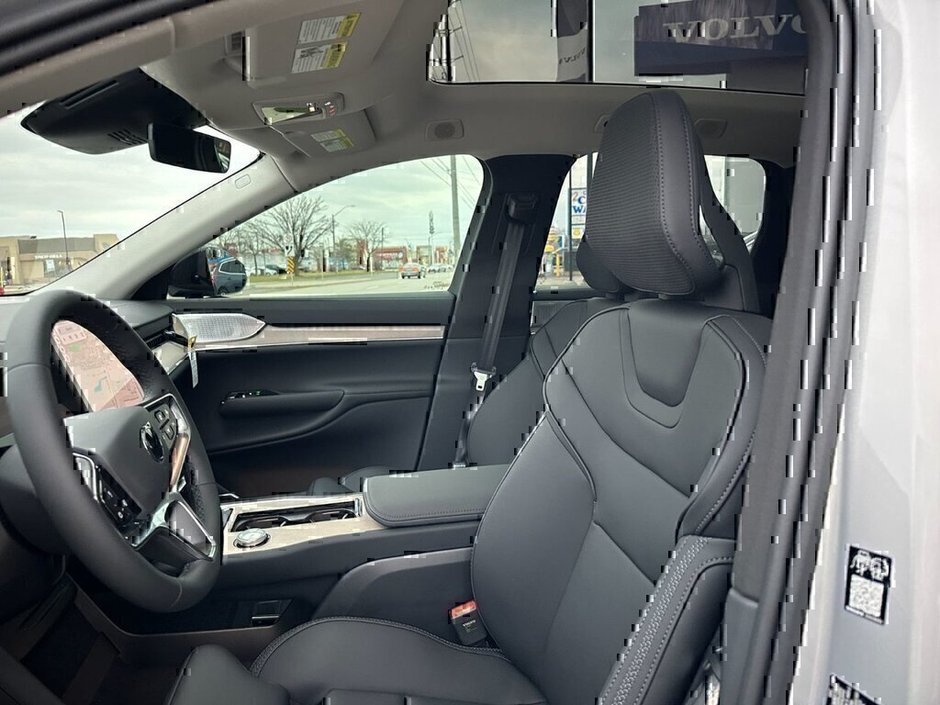 2025 Volvo EX90 Ultra-8