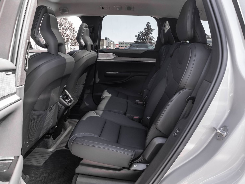 2025 Volvo EX90 Ultra-24