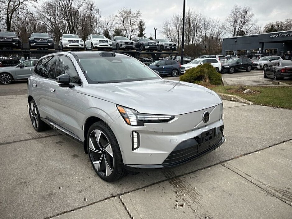 2025 Volvo EX90 Ultra-3