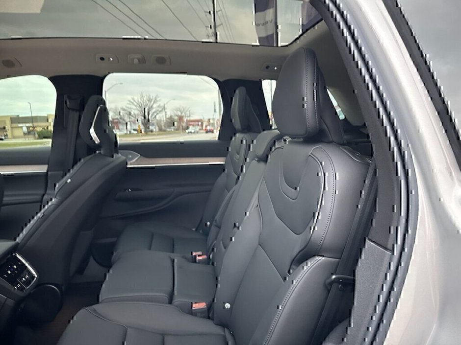 2025 Volvo EX90 Ultra-11