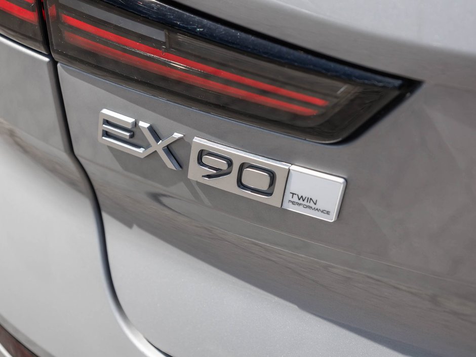 2025 Volvo EX90 Ultra-6