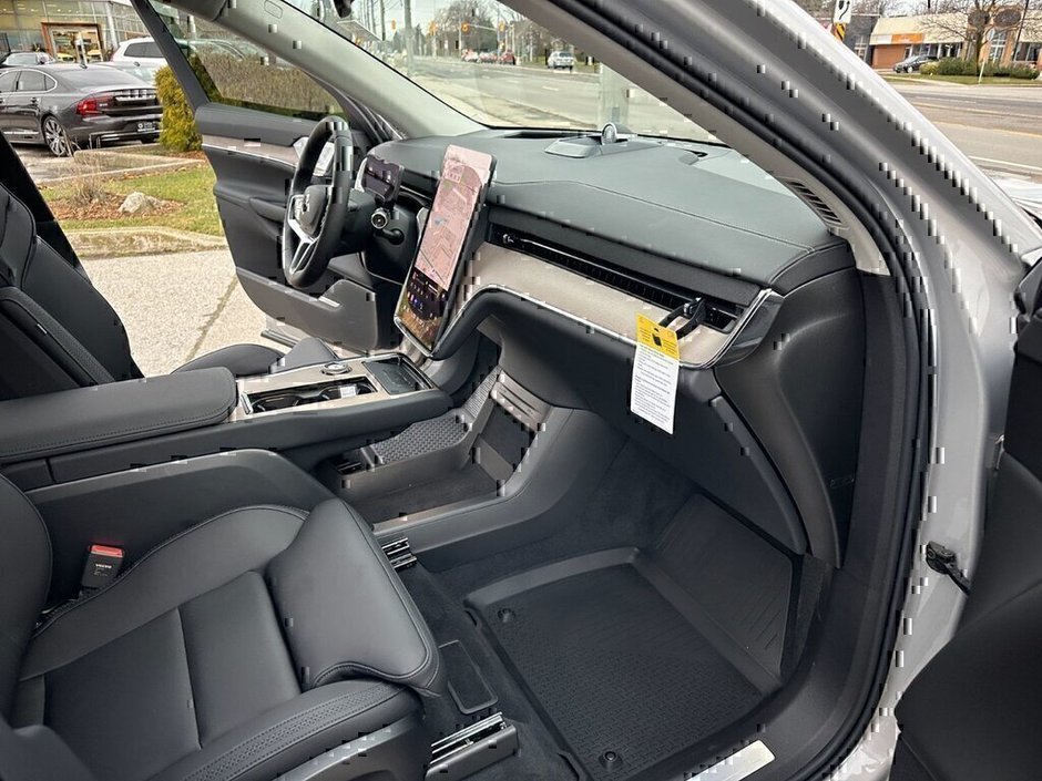 2025 Volvo EX90 Ultra-17