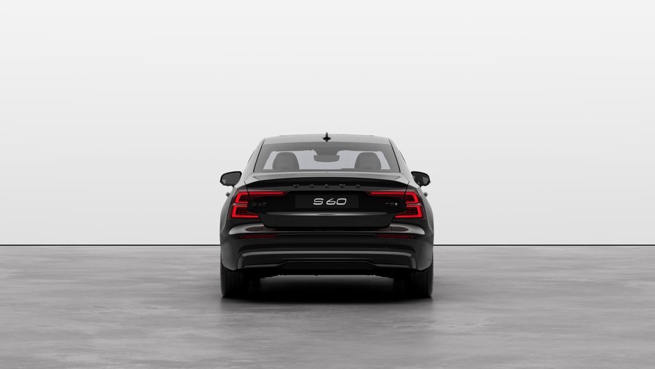 2025 Volvo S60 Plug-In Hybrid Ultra Black Edition-3