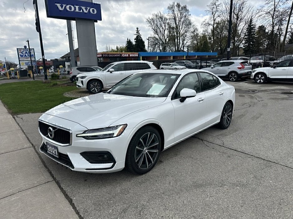 2021 Volvo S60 Momentum-1