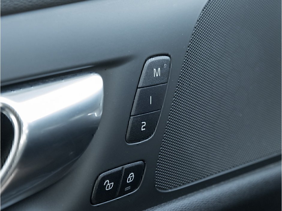 2021 Volvo S60 Momentum-13