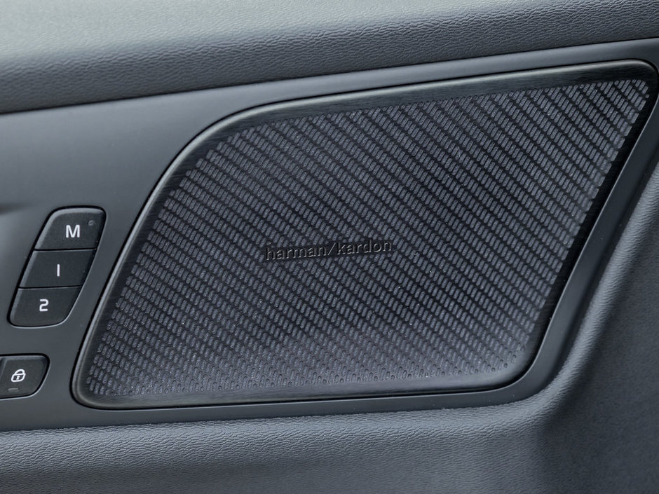 2021 Volvo S60 R-Design-20
