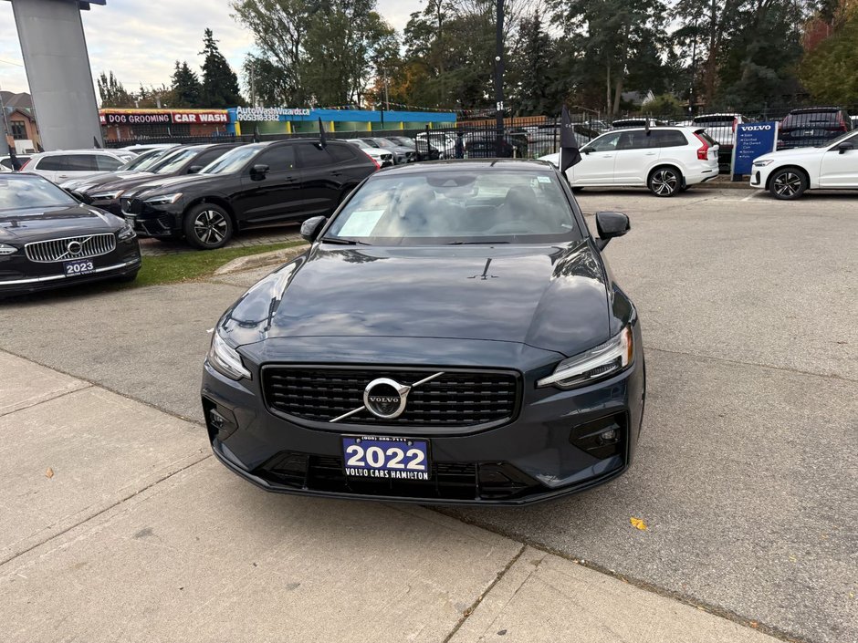 2022 Volvo S60 R-Design-6