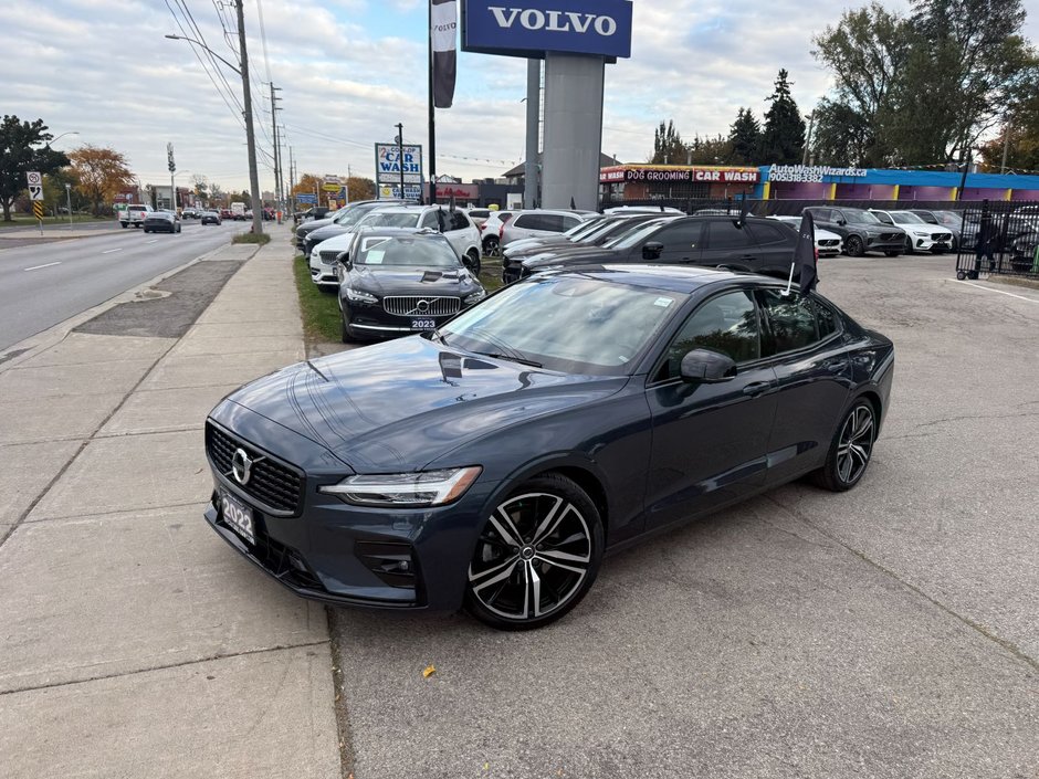 2022 Volvo S60 R-Design-4