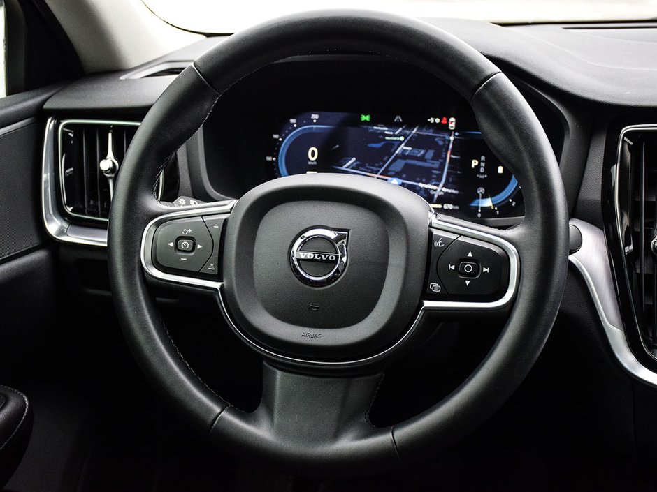 2023 Volvo S60 Core Dark Theme-24