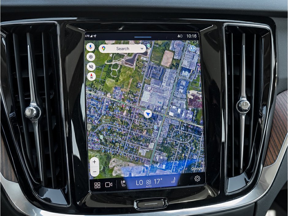 2024 Volvo S60 Plus Dark Theme-11