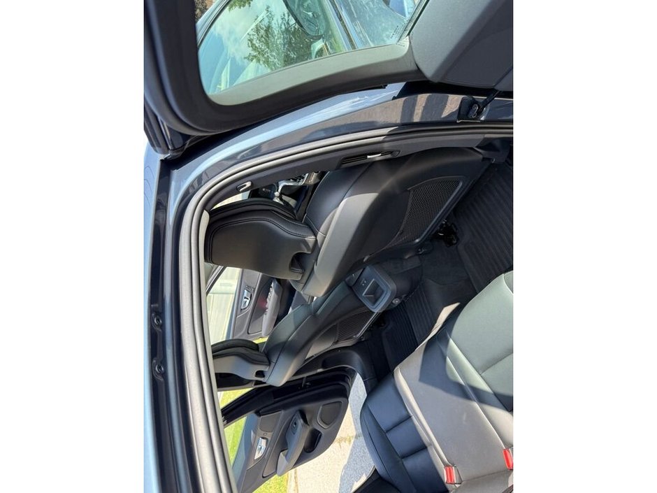 2024 Volvo S60 Core Dark Theme-15