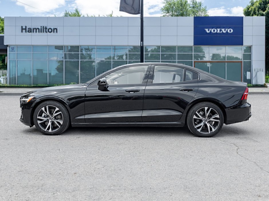 2024 Volvo S60 Core Dark Theme-2
