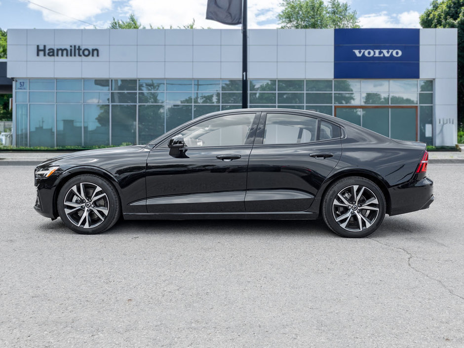 2024 Volvo S60 Core Dark Theme-2