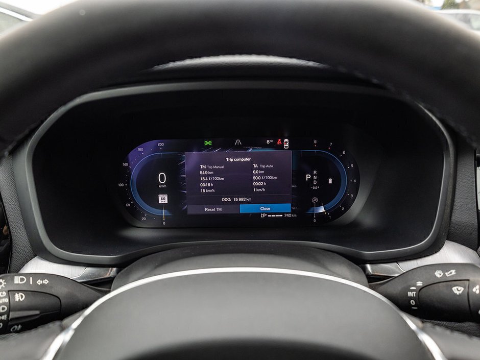 2024 Volvo S60 Core Dark Theme-10