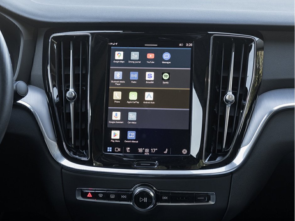 2024 Volvo S60 Core Dark Theme-24