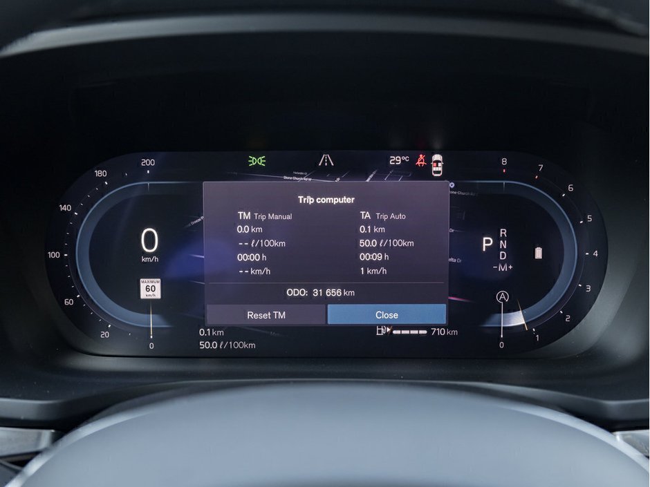 2024 Volvo S60 Core Dark Theme-9