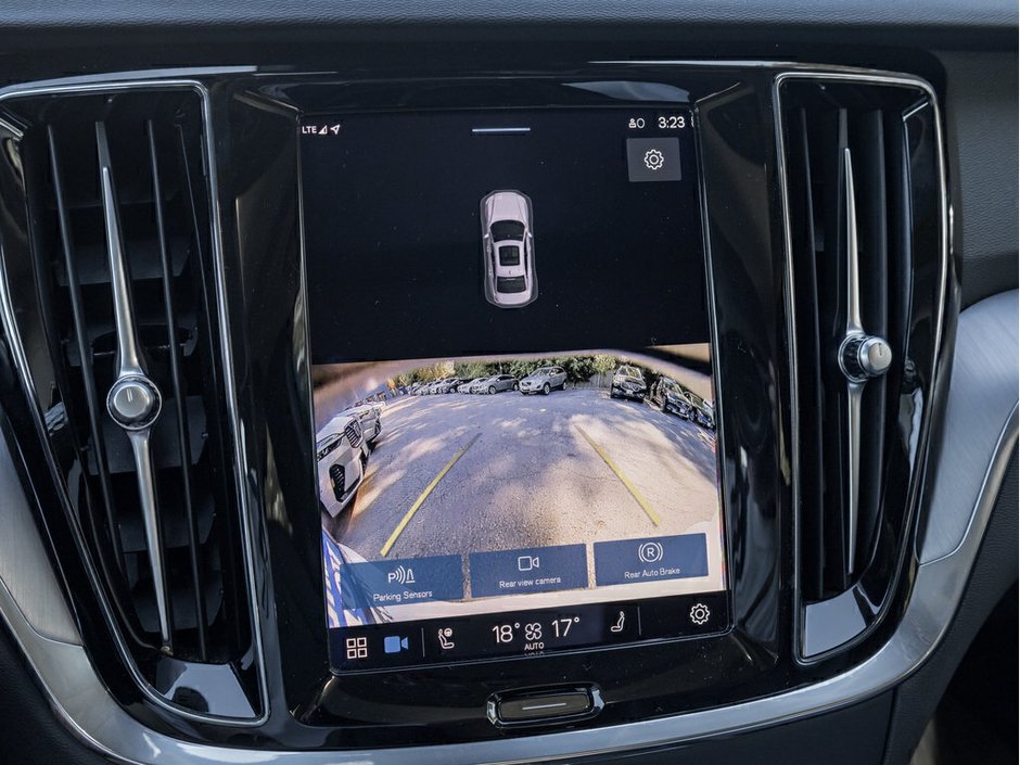 2024 Volvo S60 Core Dark Theme-12