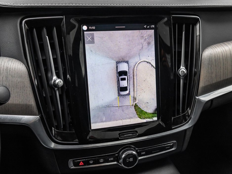2022 Volvo S90 Inscription-13