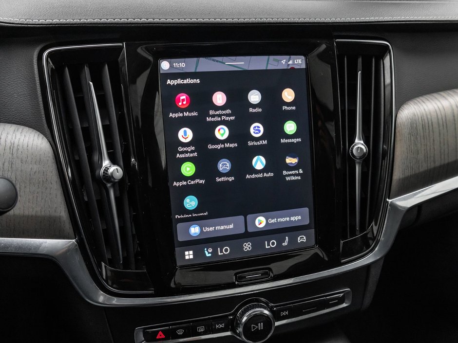 2022 Volvo S90 Inscription-22