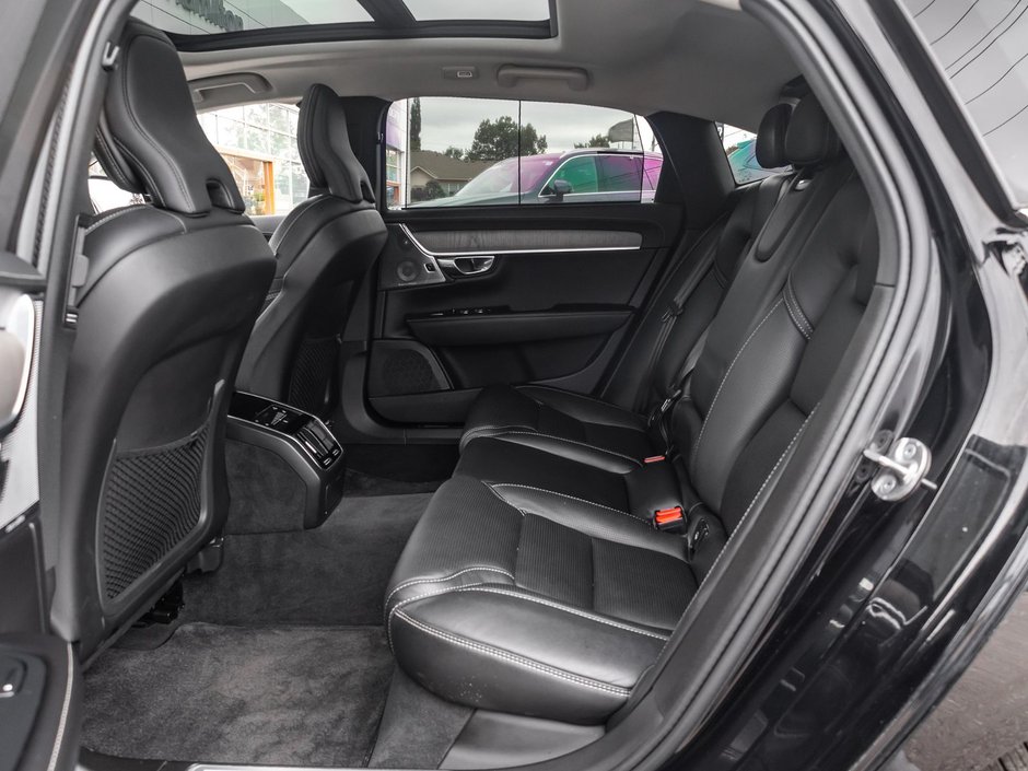 2022 Volvo S90 Inscription-26
