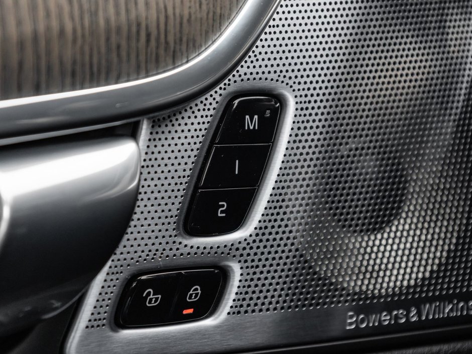 2022 Volvo S90 Inscription-15