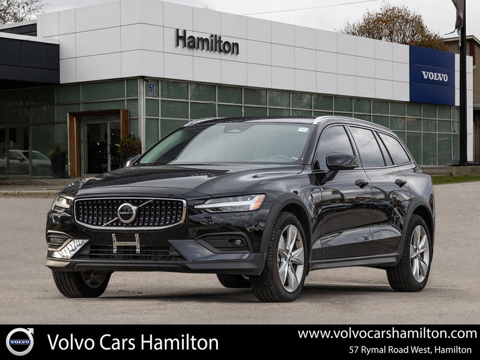 2025 Volvo V60 Cross Country Core-0