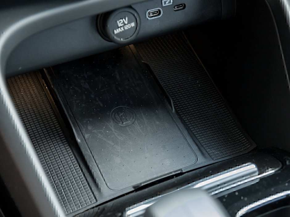 2024 Volvo XC40 Recharge Pure Electric Ultimate-19