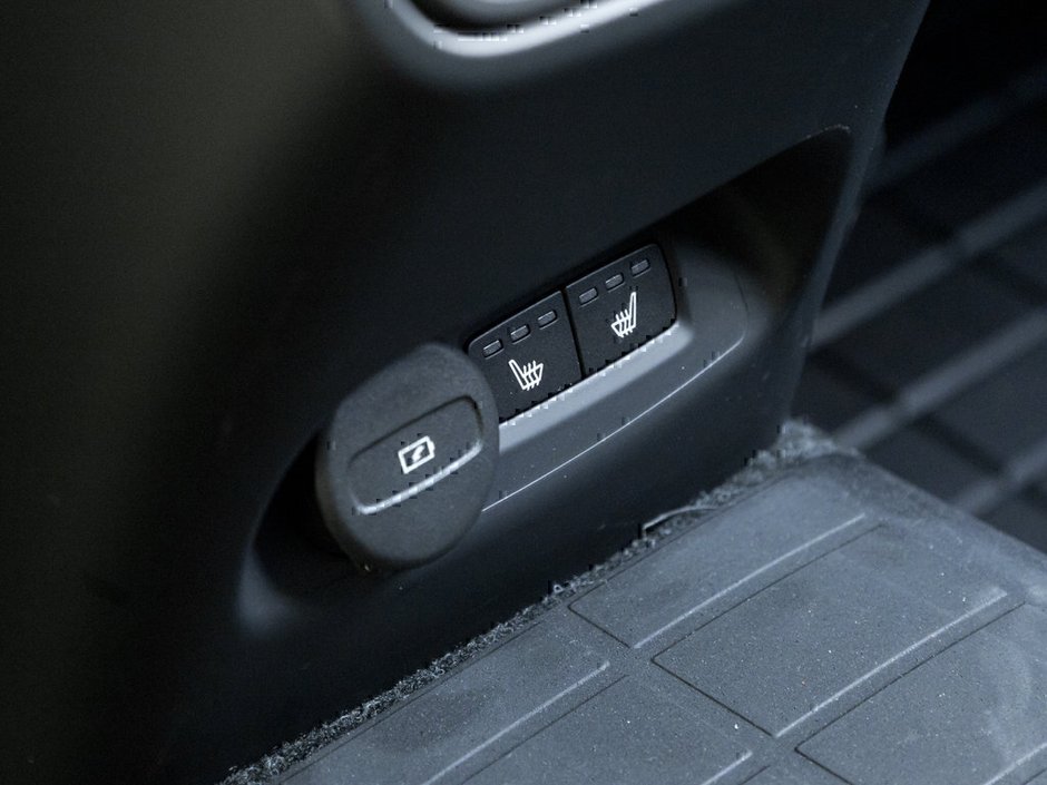 2024 Volvo XC40 Recharge Pure Electric Ultimate-26