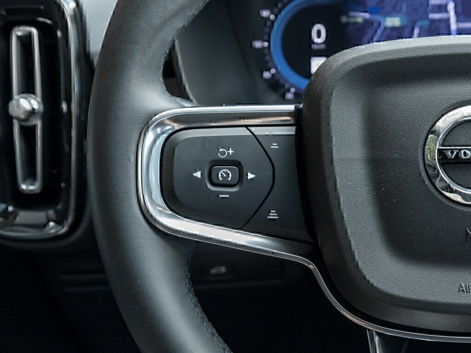 2024 Volvo XC40 Recharge Pure Electric Ultimate-9