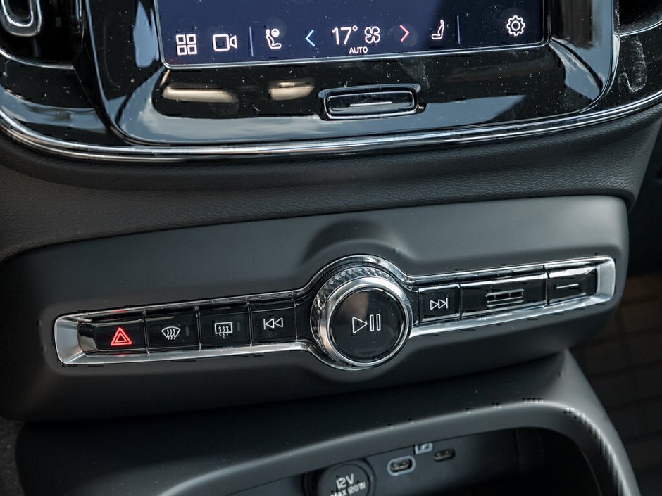 2024 Volvo XC40 Recharge Pure Electric Ultimate-20