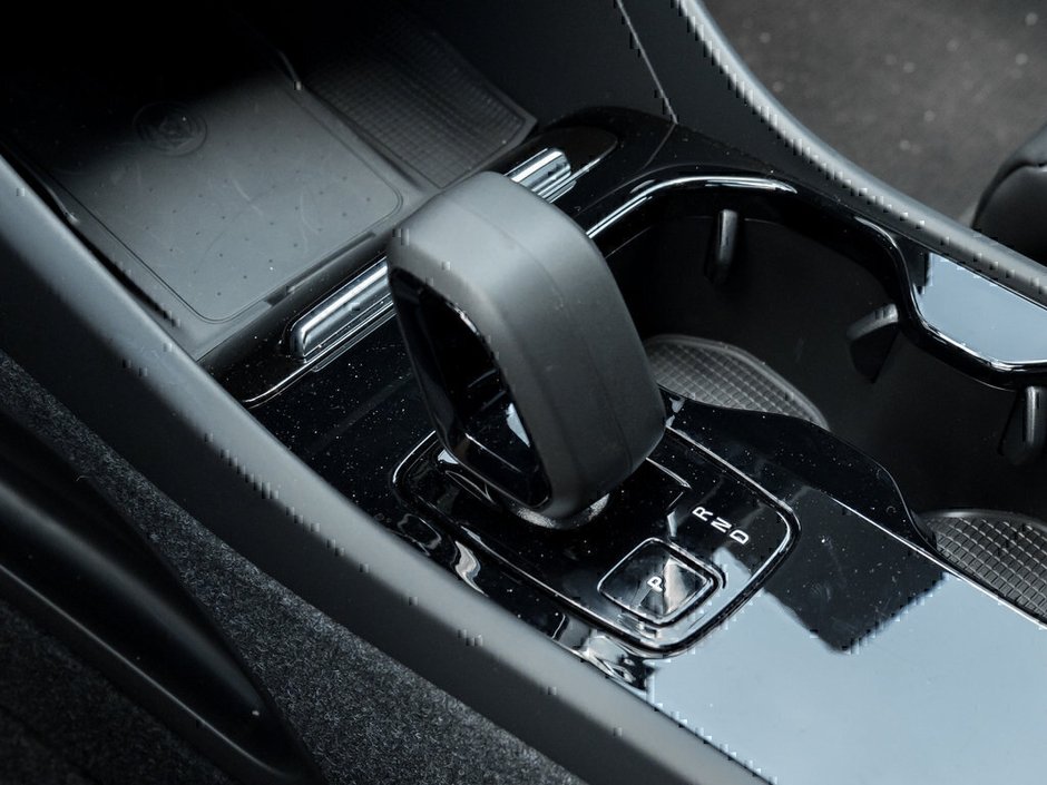 2024 Volvo XC40 Recharge Pure Electric Ultimate-17