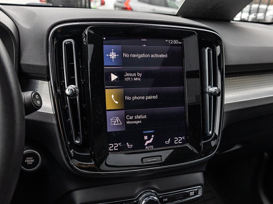 2020 Volvo XC40 Momentum-15