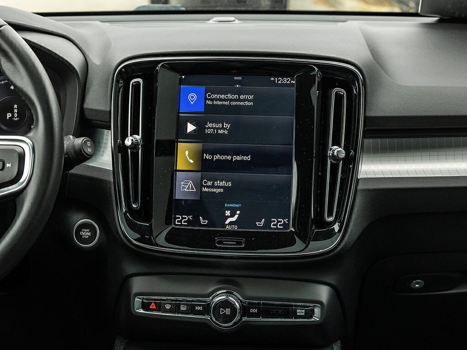 2020 Volvo XC40 Momentum-23