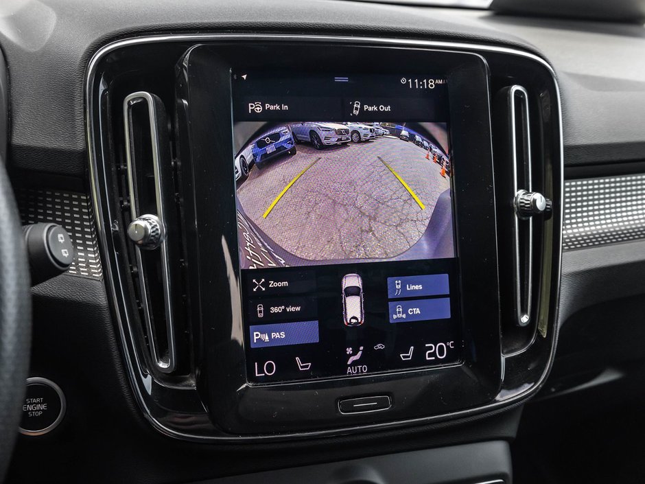 2020 Volvo XC40 R-Design-11