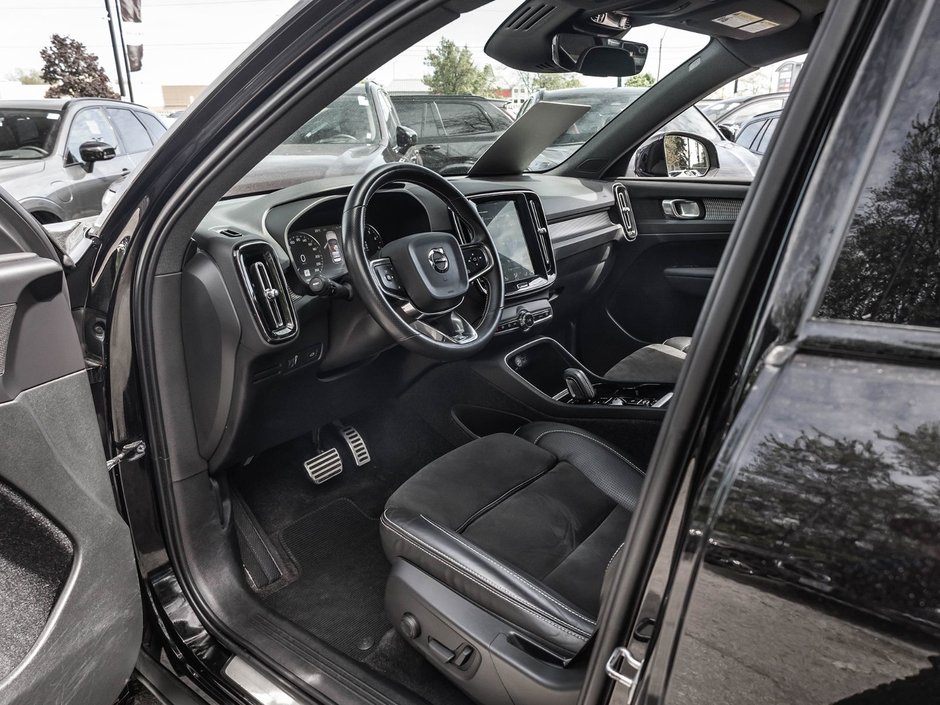 2020 Volvo XC40 R-Design-7