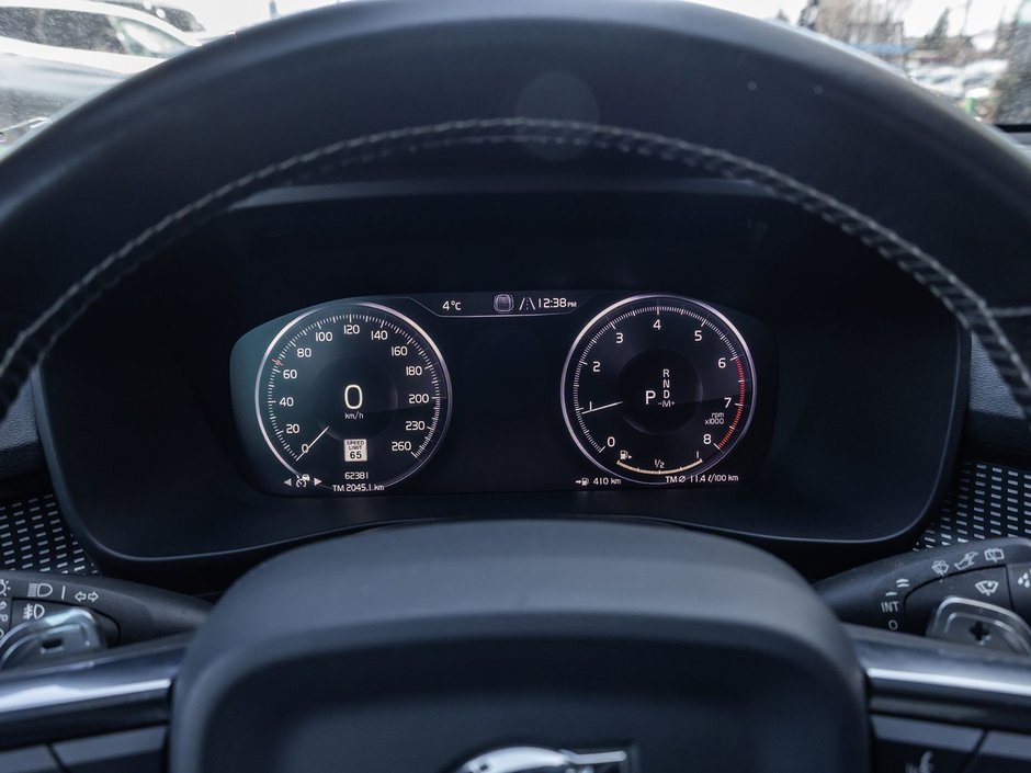 2020 Volvo XC40 R-Design-11