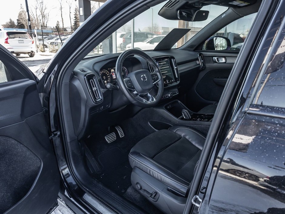 2020 Volvo XC40 R-Design-8