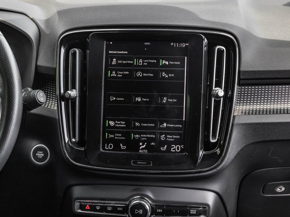 2020 Volvo XC40 R-Design-27