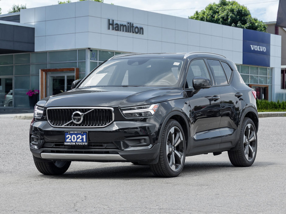 2021 Volvo XC40 Momentum-0